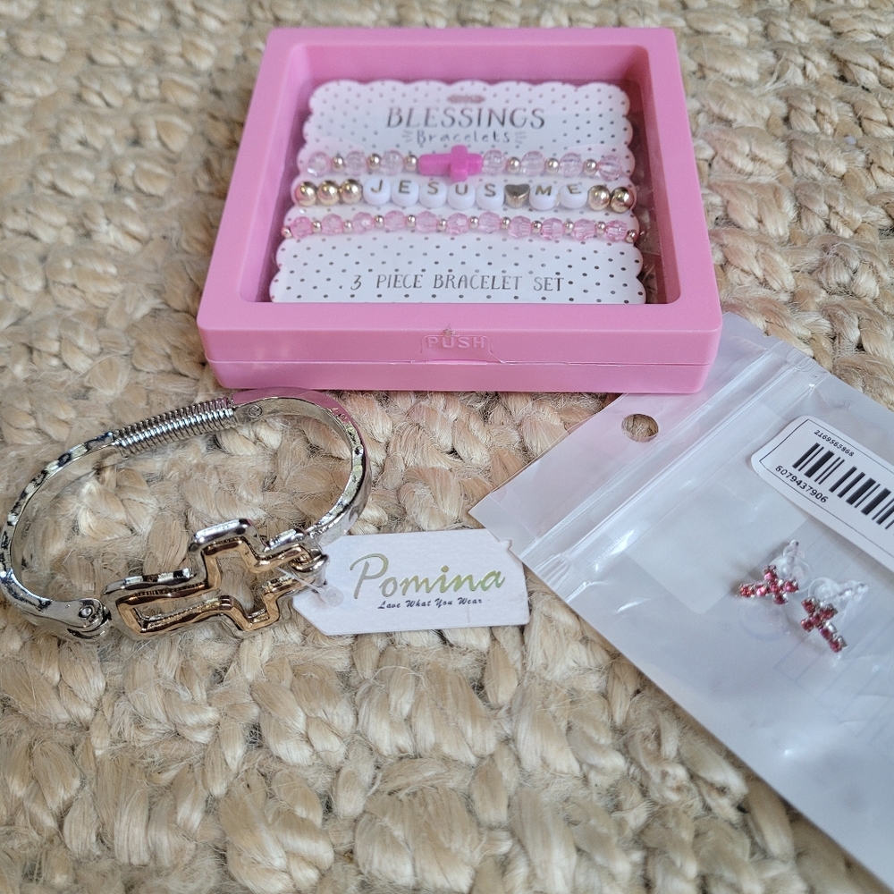 Blessing Bracelets Cross Pink Gold Beaded Jesus Loves Me stretch - Picture 7 of 8
